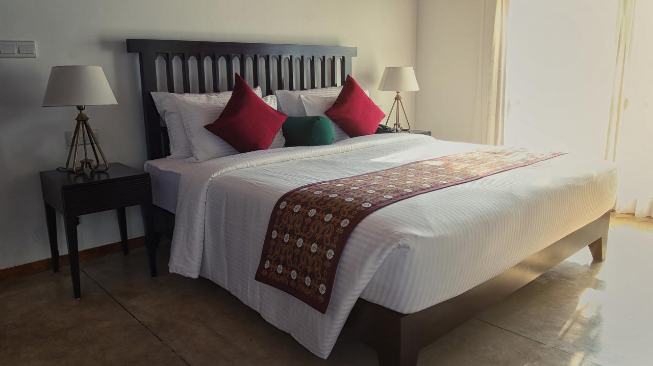 Kings Pavilion Luxury Hotel Kandy Ngoại thất bức ảnh