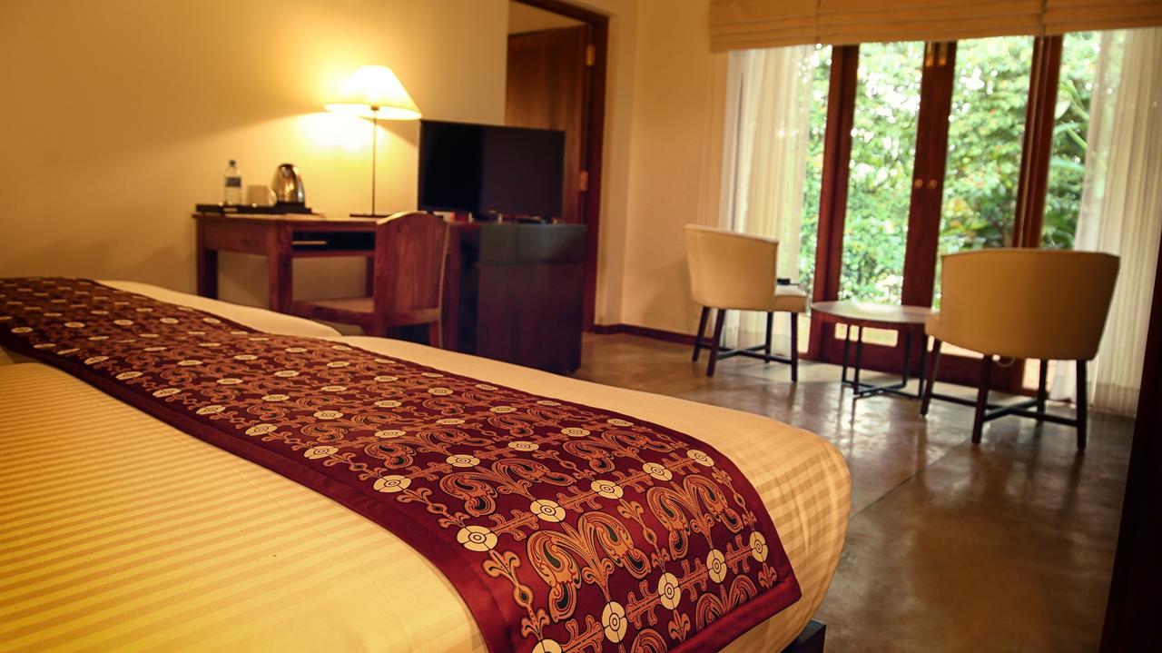 Kings Pavilion Luxury Hotel Kandy Ngoại thất bức ảnh